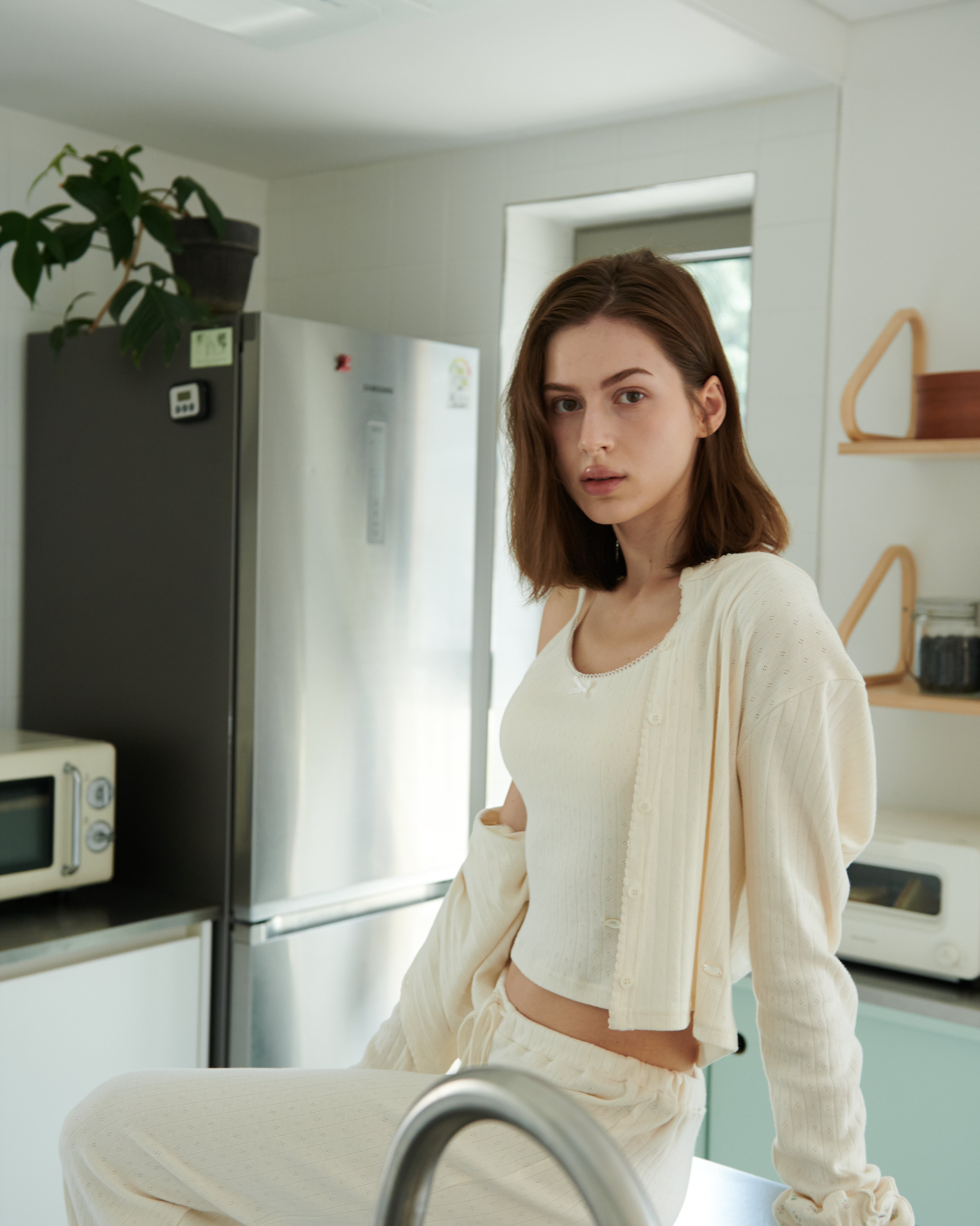 IVORY CARDIGAN
