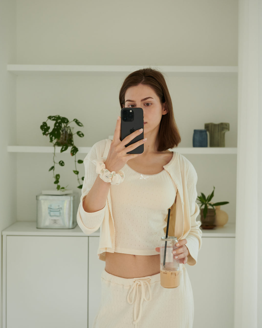 IVORY CARDIGAN